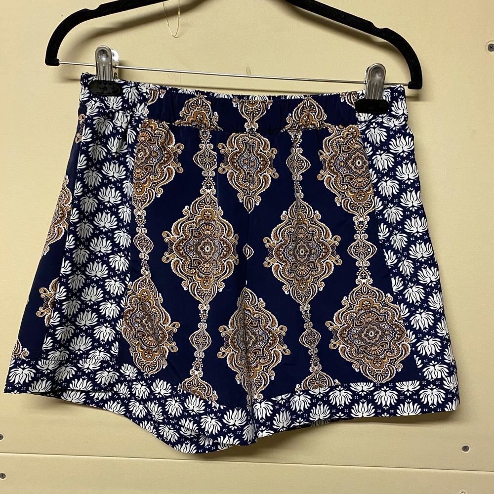 2/$20❤️- SHORTS | Women’s Shorts size small brand N/A